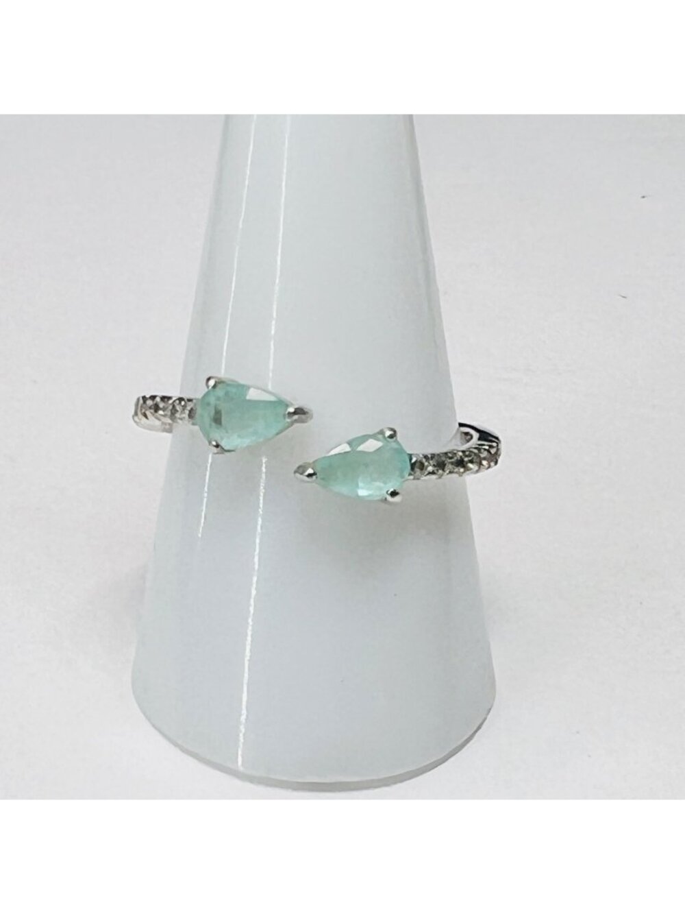 Ring Bomb Party Ring, size 10, green gemstone, .925 sterling silver band